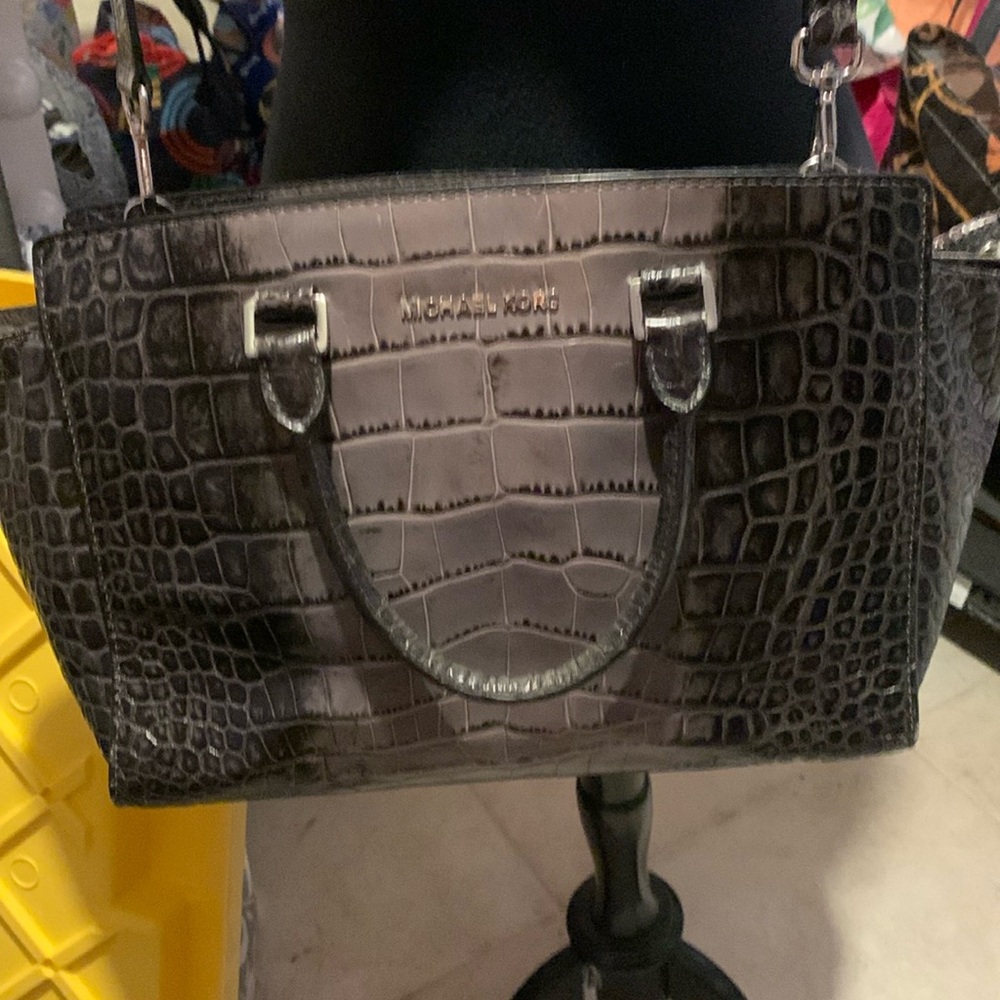 Michael kors Selma grey croc embossed leather